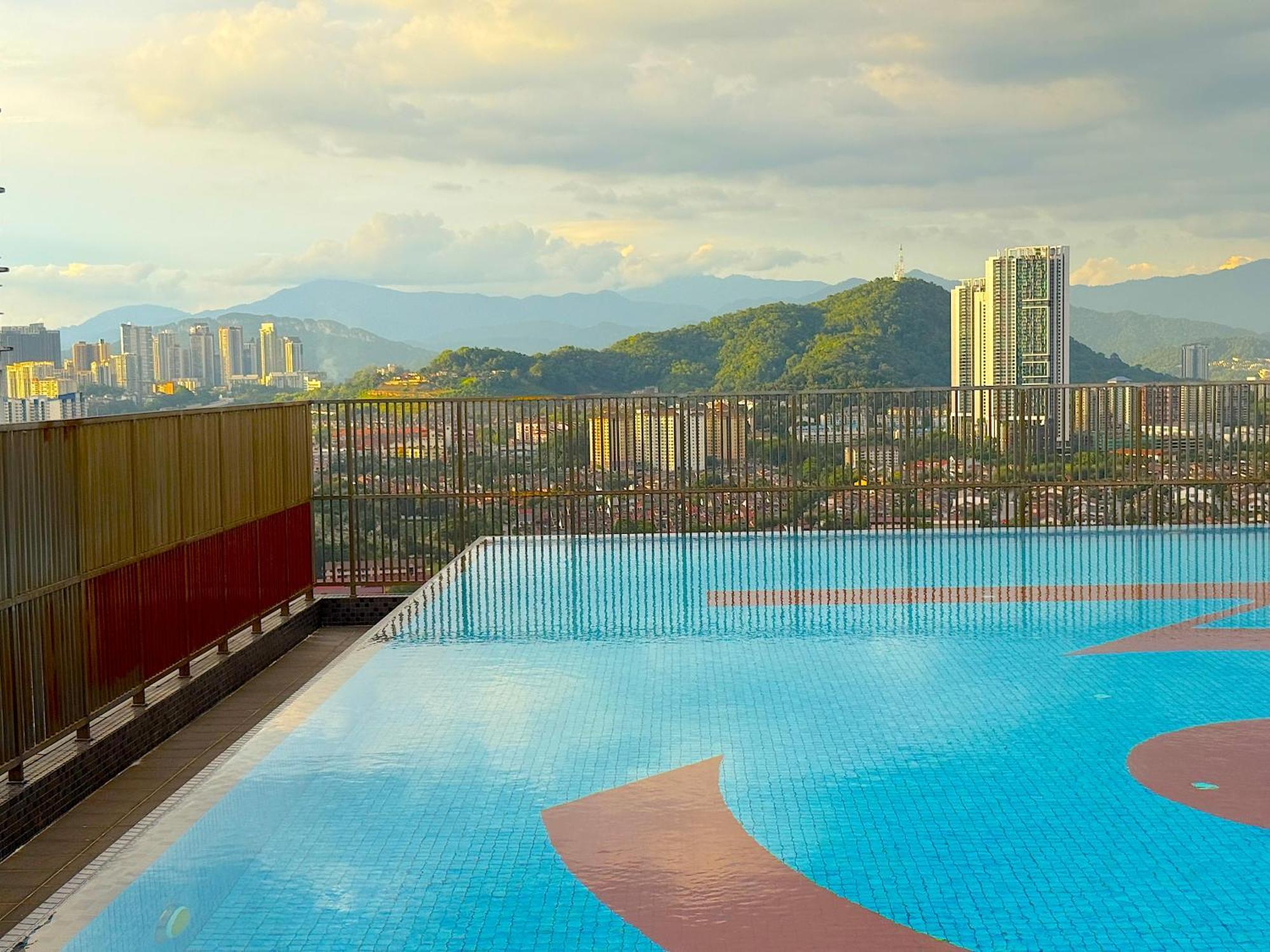 3 Towers Jalan Ampang By Serenity Vacation Homes Куала-Лумпур Экстерьер фото